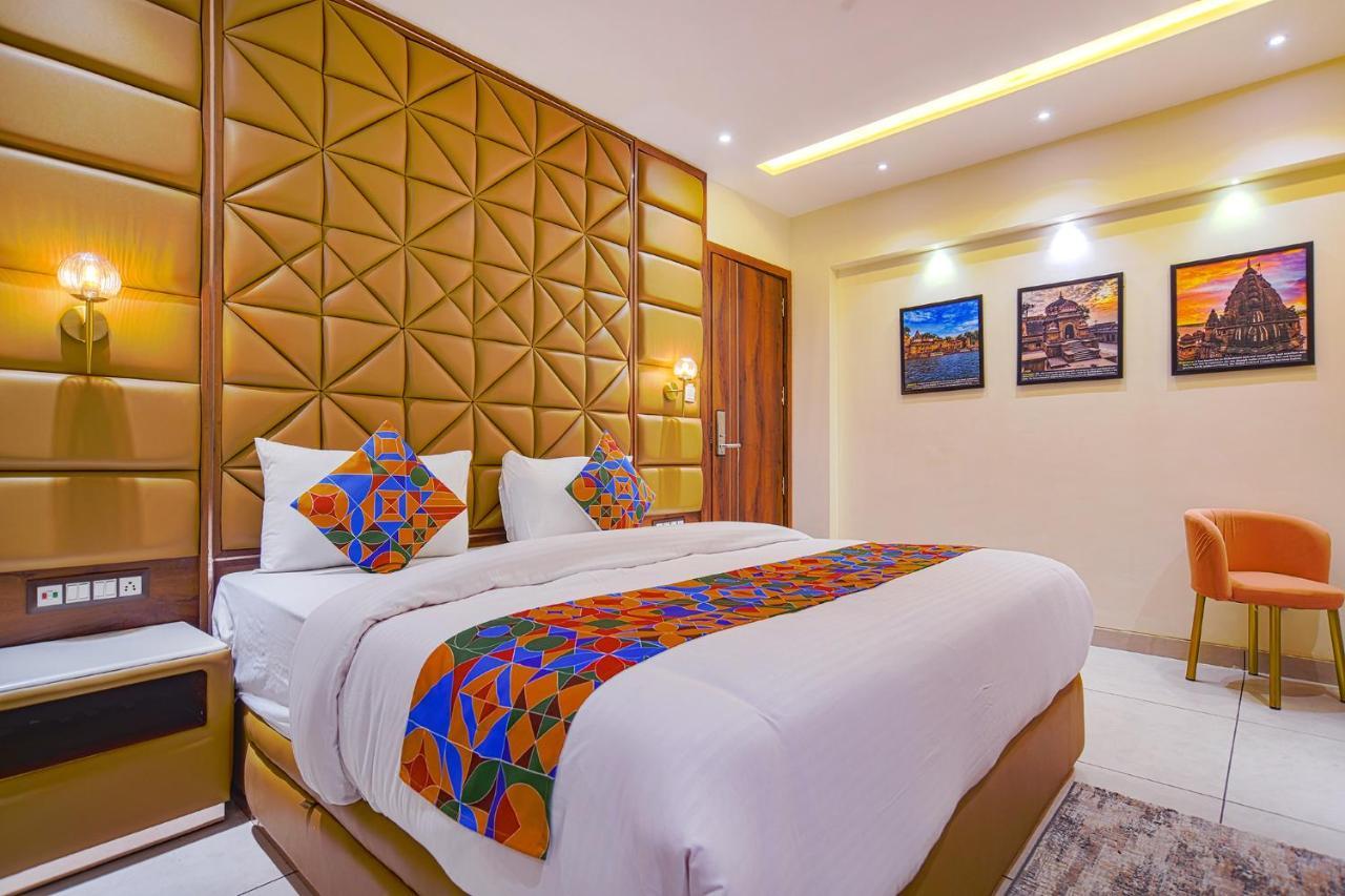 Fabhotel Benchmark Индор Екстериор снимка